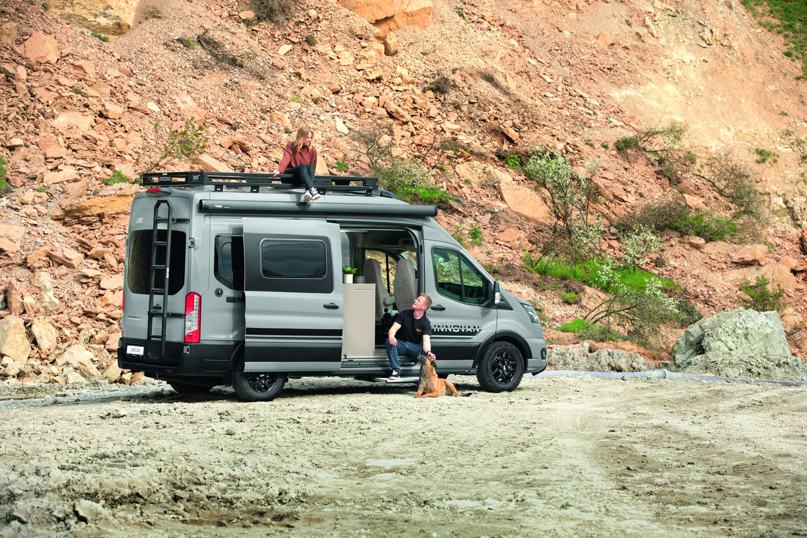 LMC Innovan Active On Location10_Screen (96 dpi) motorhome-bij-berg