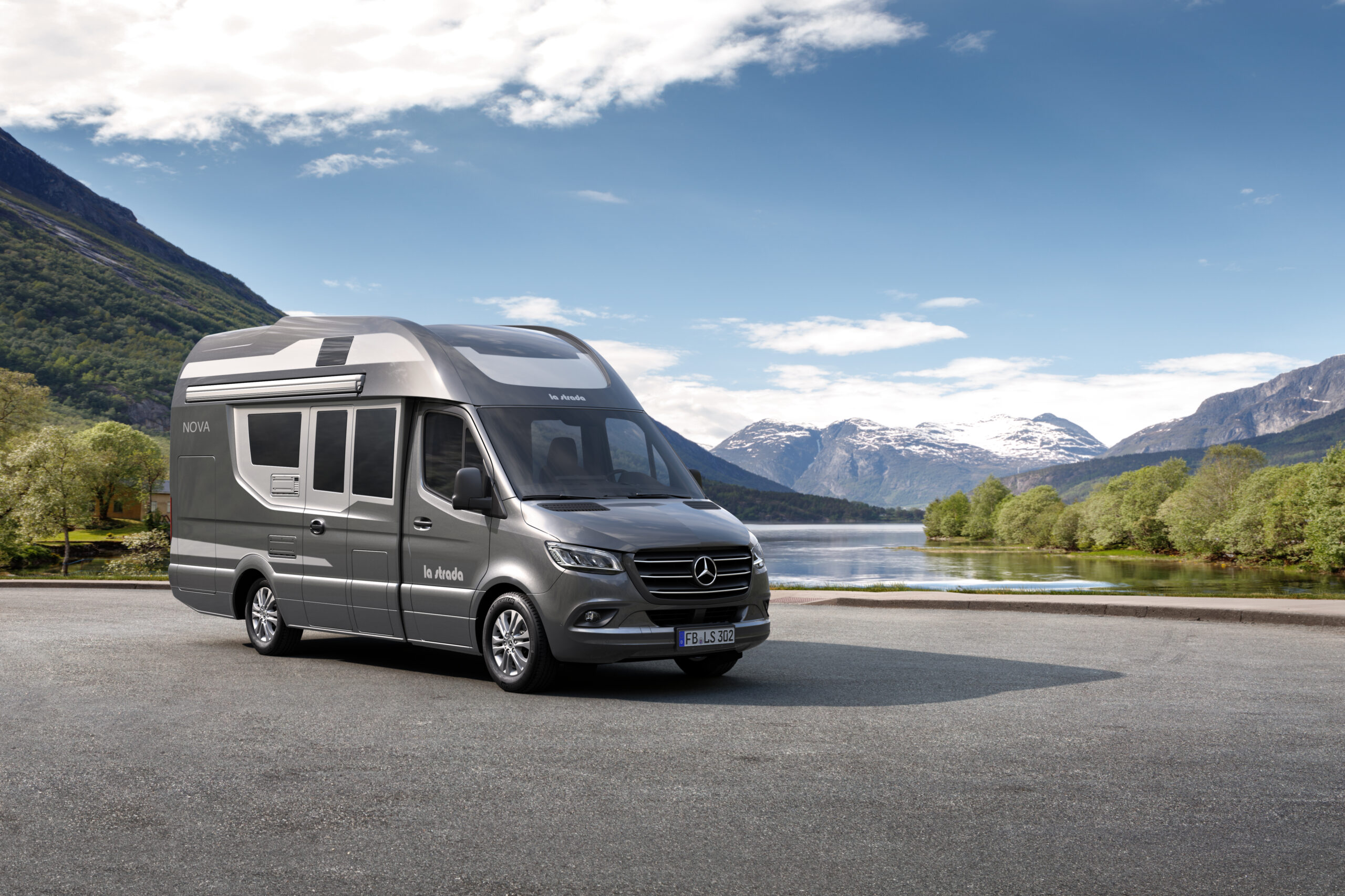 004_la_strada_Nova_M_Front